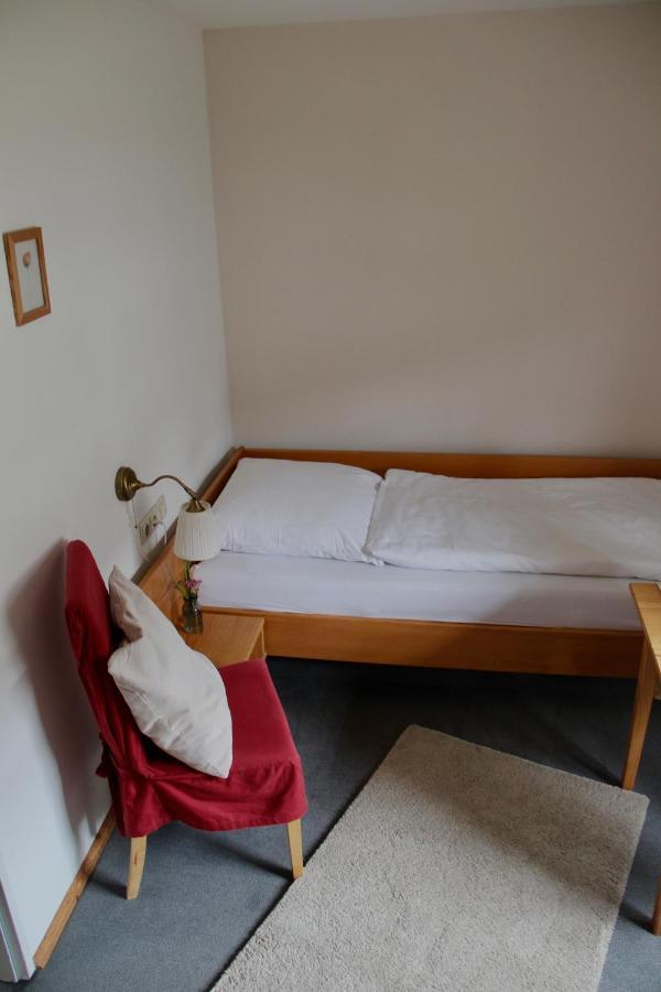 Schildwirtschaft Zum Rothen Ochsen Hotel Laupheim Eksteriør billede