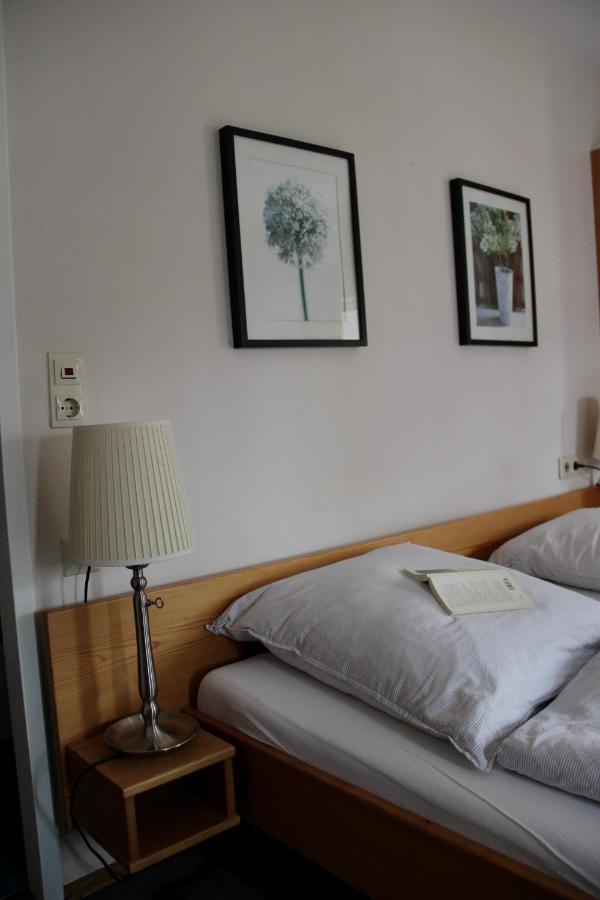 Schildwirtschaft Zum Rothen Ochsen Hotel Laupheim Eksteriør billede